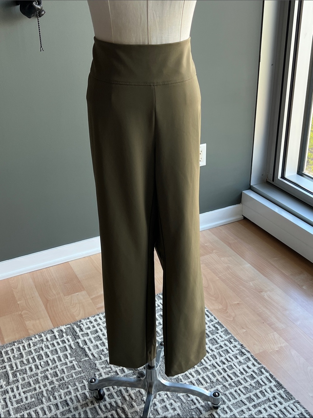 New Lafayette 148 New York Elastic Waist Pull On Pant Size 1X (Olive Green)